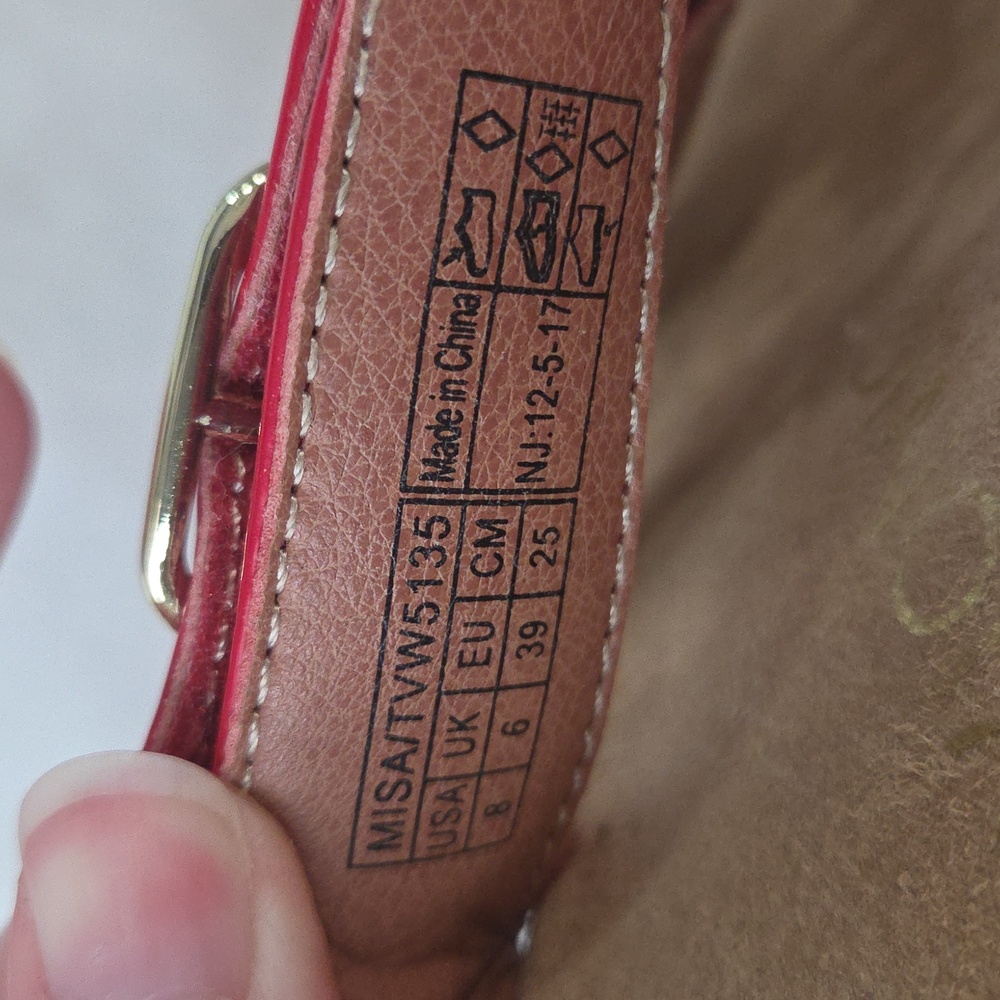 Vionic Misa Sandals - Picture 8 of 8